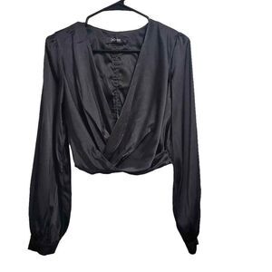 Do+ Be chopped black top‎